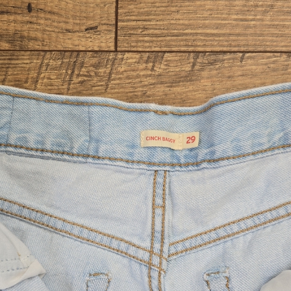 Levi's Light Blue Wide Leg Jeans - Picture 2 of 5